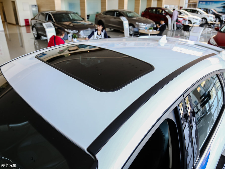 2017˹ Ɏ EcoBoost 180 Ԅ\