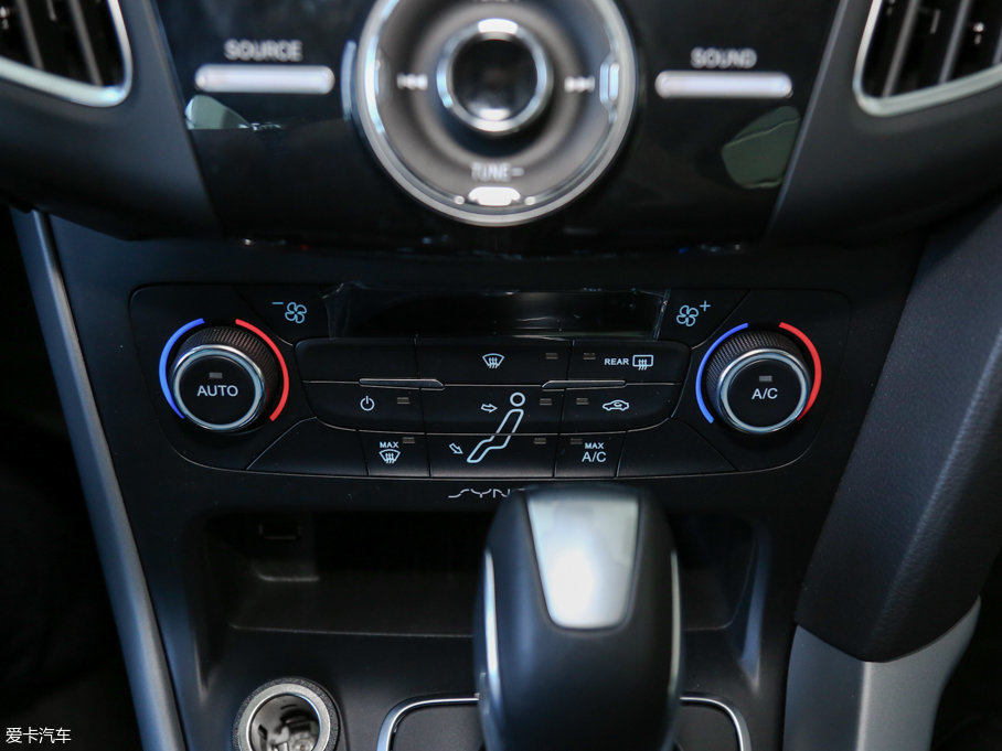 2017˹ Ɏ EcoBoost 180 Ԅ\