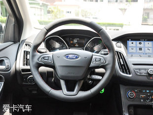 長安福特2017款新福克斯兩廂