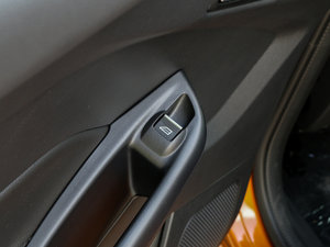 2017Ɏ EcoBoost 180 Ԅ\ g