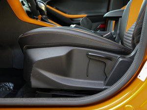 2017Ɏ EcoBoost 180 Ԅ\ {{