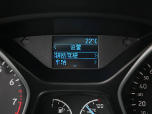 2017款两厢 EcoBoost 125 手动超能风尚型智行版 中控区
