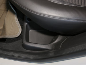 2017Ɏ EcoBoost 180 Ԅ\ g