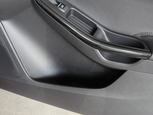 2017Ɏ EcoBoost 125 ԄӳLа g