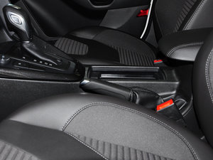 2017Ɏ EcoBoost 125 ԄӳLа v܇Ƅ