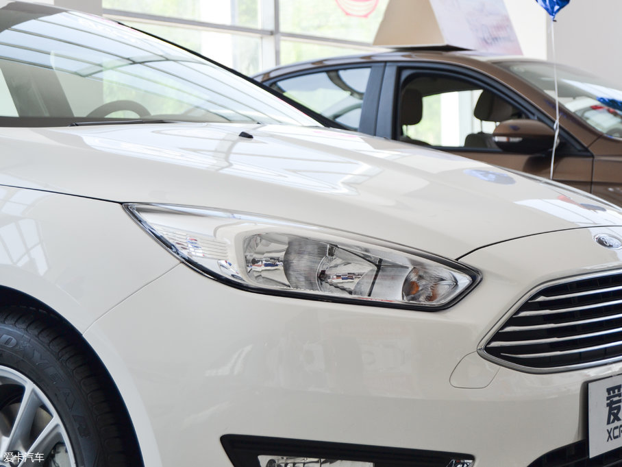 2017˹  EcoBoost 180 ԄӾӢ