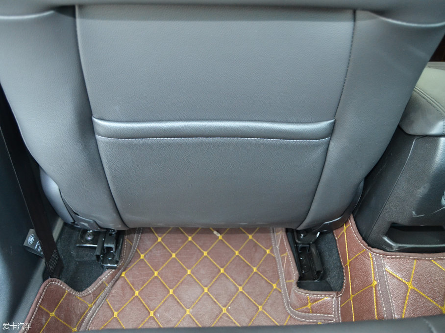 2017˹  EcoBoost 180 ԄӾӢ