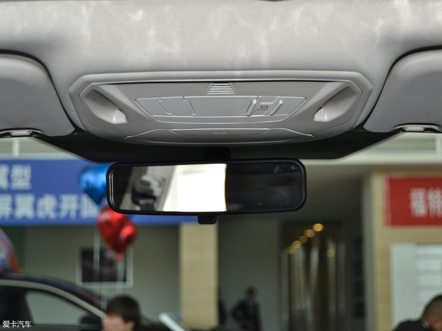 2017˹  EcoBoost 180 ԄӾӢ