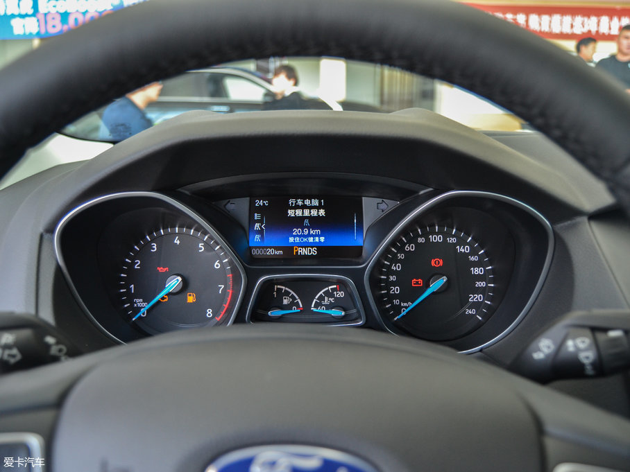 2017˹  EcoBoost 180 ԄӾӢ