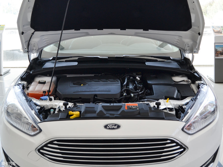 2017˹  EcoBoost 180 ԄӾӢ