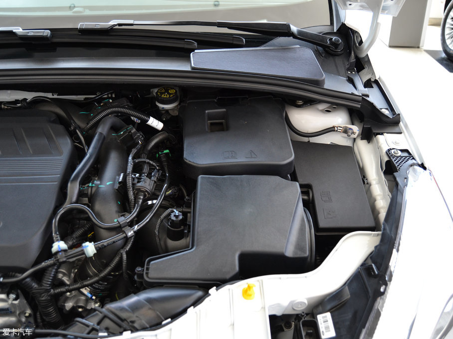 2017˹  EcoBoost 180 ԄӾӢ