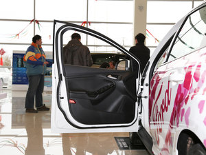 2017 EcoBoost 125 ԄӳLа {λ܇T