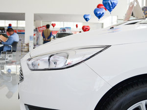 2017 EcoBoost 180 ԄӾӢ ^