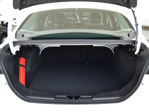 2017 EcoBoost 180 ԄӾӢ g