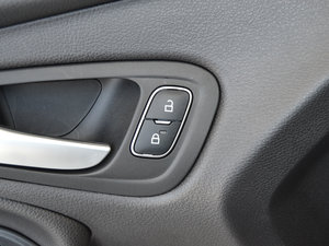 2017 EcoBoost 180 ԄӾӢ g