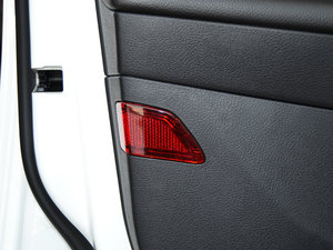 2017 EcoBoost 180 ԄӾӢ g