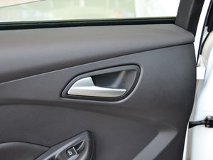 2017 EcoBoost 180 ԄӾӢ g