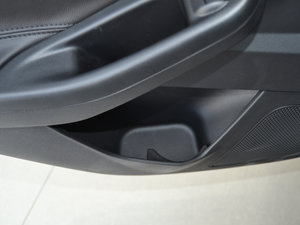 2017 EcoBoost 180 ԄӾӢ g