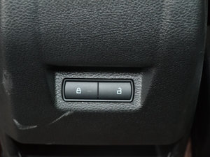 2017 EcoBoost 180 ԄӾӢ g