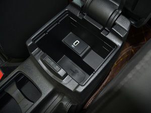 2017 EcoBoost 180 ԄӾӢ g