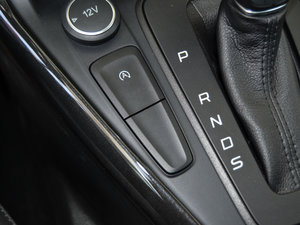 2017 EcoBoost 180 ԄӾӢ п؅^