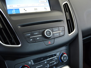 2017 EcoBoost 180 ԄӾӢ п؅^