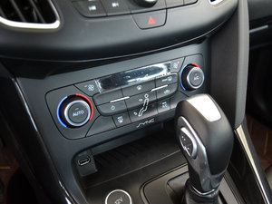 2017 EcoBoost 180 ԄӾӢ п؅^