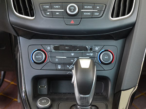 2017 EcoBoost 180 ԄӾӢ {{