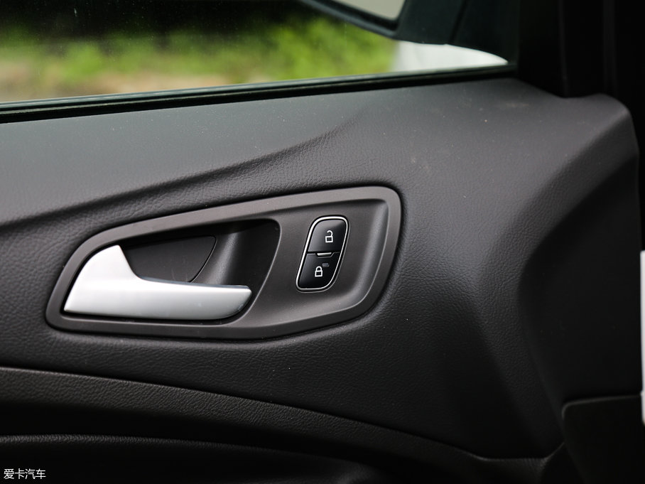 2017������ EcoBoost 180 ���(q��)������