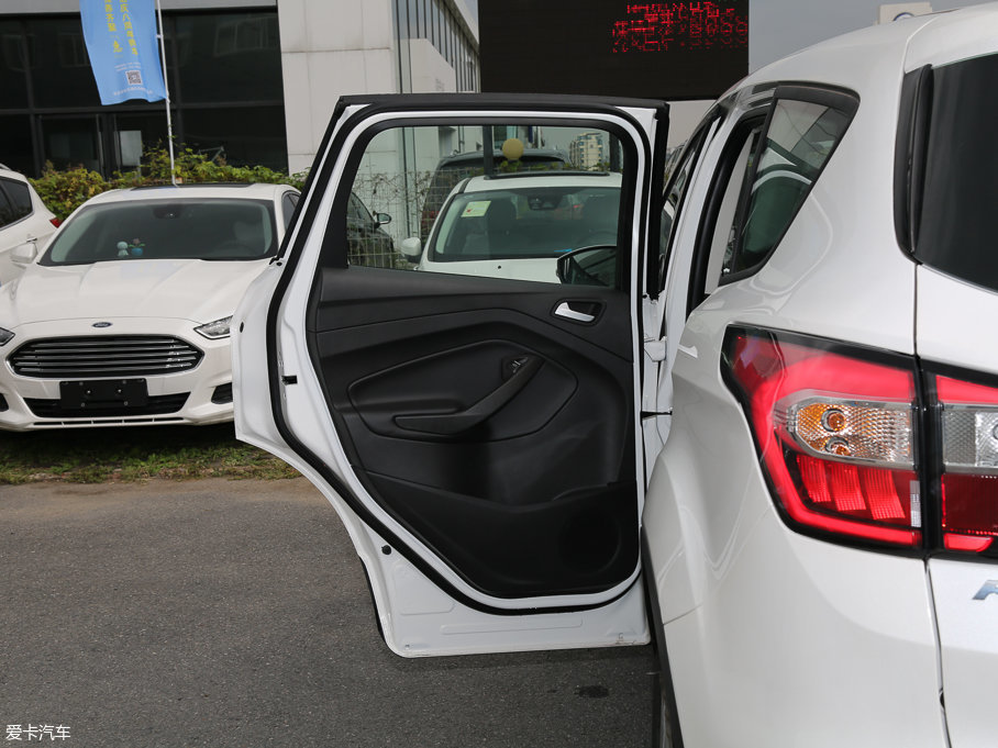 2017������ EcoBoost 180 ��򌾫����