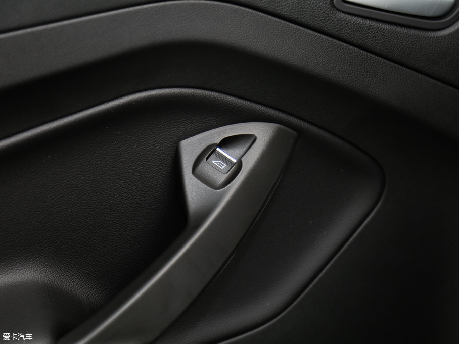 2017������ EcoBoost 180 ���(q��)������