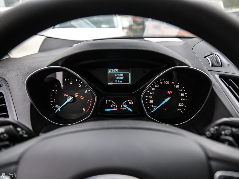 2017 EcoBoost 180 򌾫