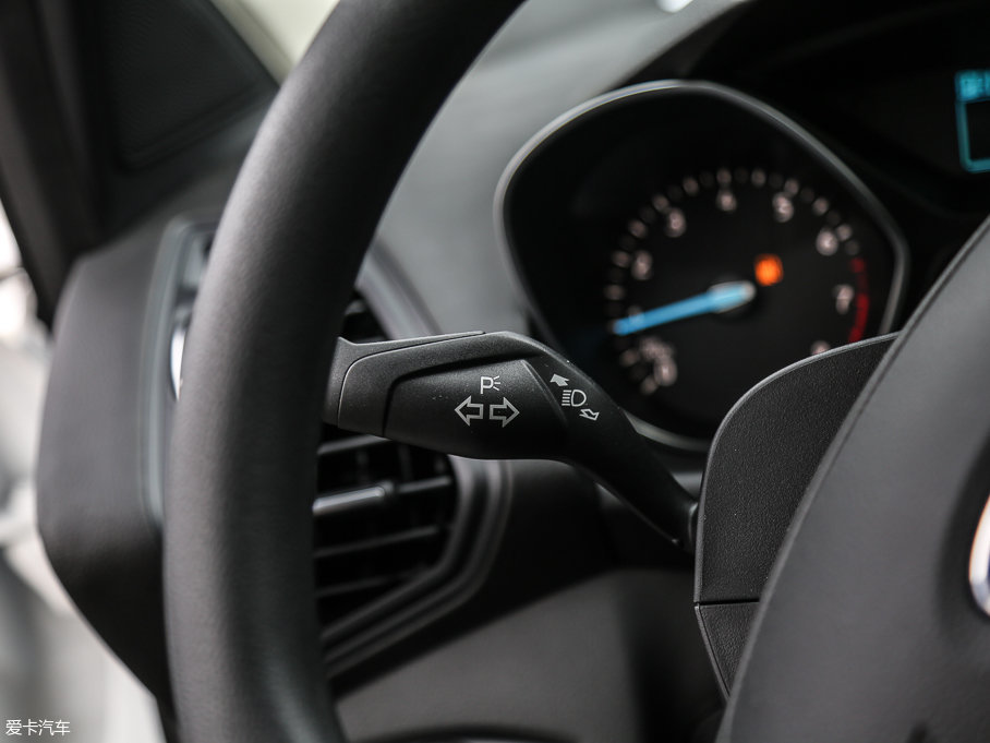 2017������ EcoBoost 180 ���(q��)������