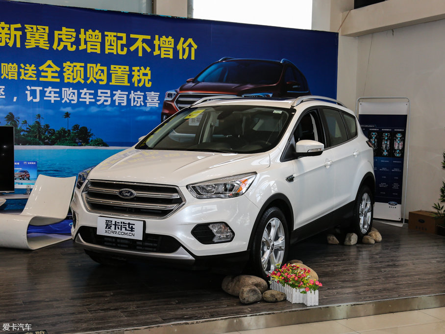 2017 EcoBoost 180 򌻢S