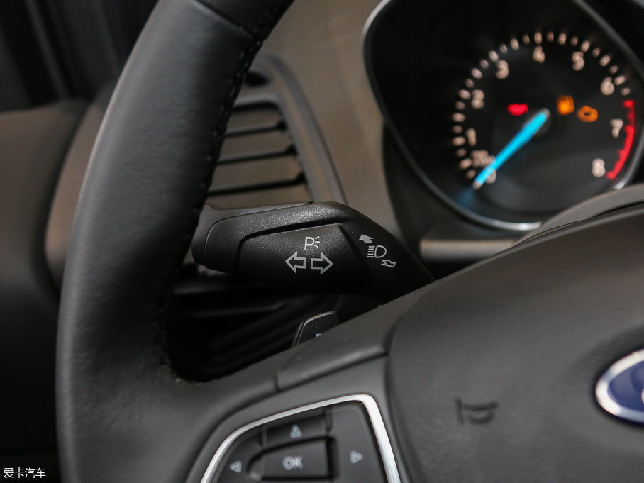 2017 EcoBoost 180 򌻢S