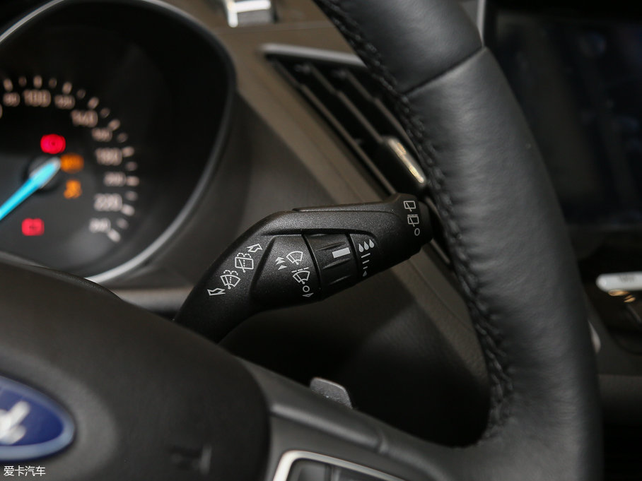 2017 EcoBoost 180 򌻢S