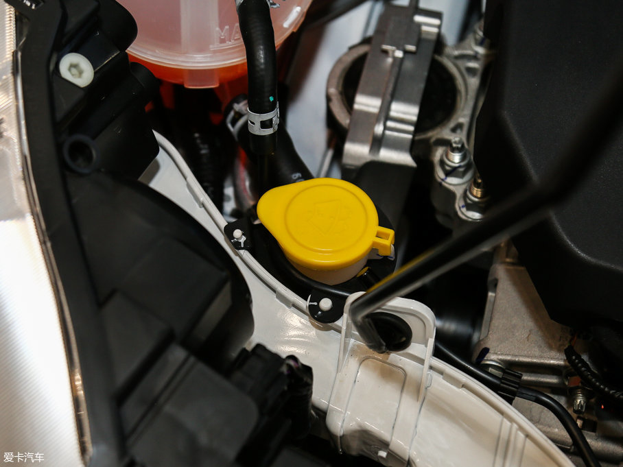 2017 EcoBoost 180 򌻢S