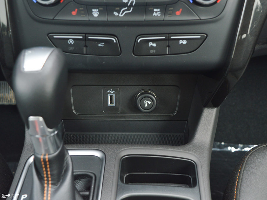 2017������ EcoBoost 245 ����\����