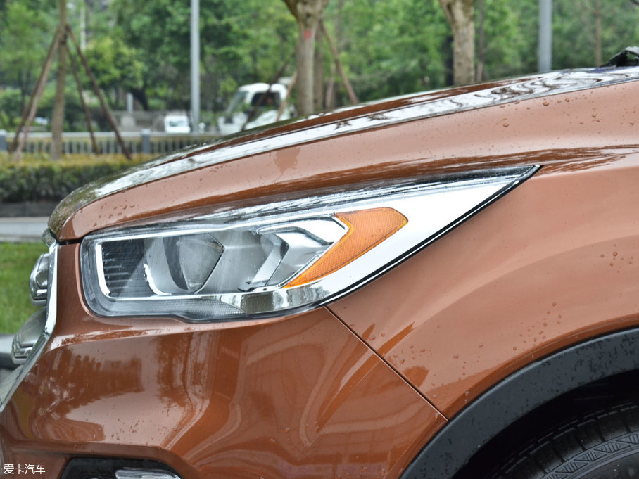 2017 EcoBoost 180 򌻢S