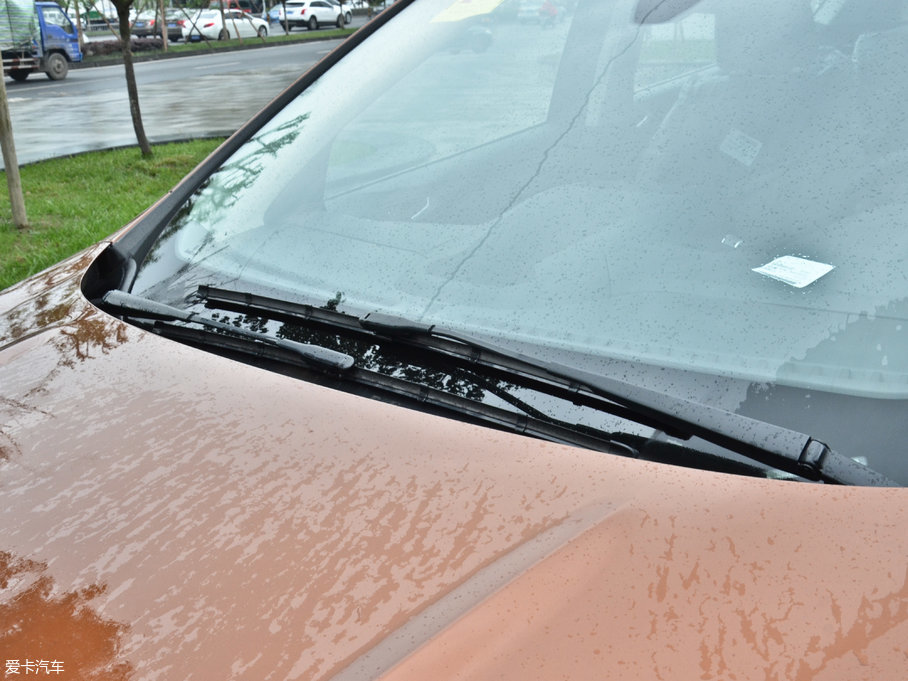 2017 EcoBoost 180 򌻢S