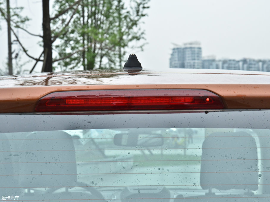 2017 EcoBoost 180 򌻢S