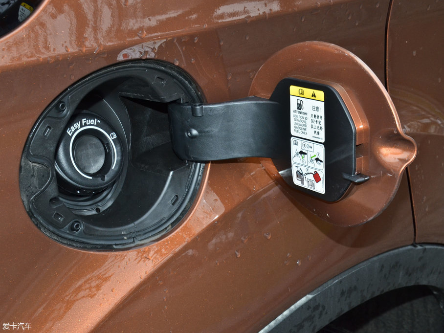 2017 EcoBoost 180 򌻢S