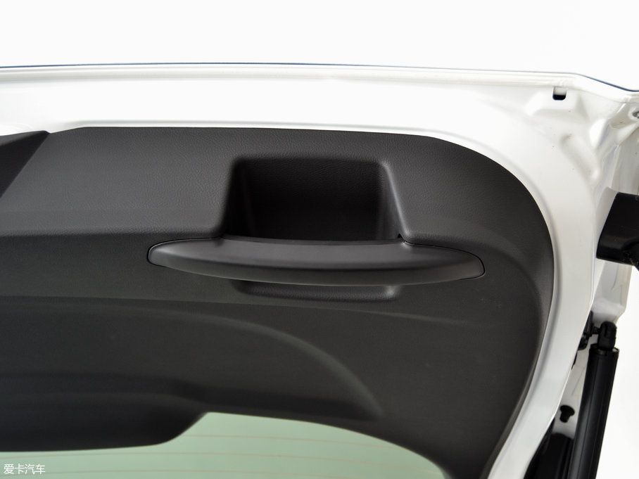 2017������ EcoBoost 245 ��������