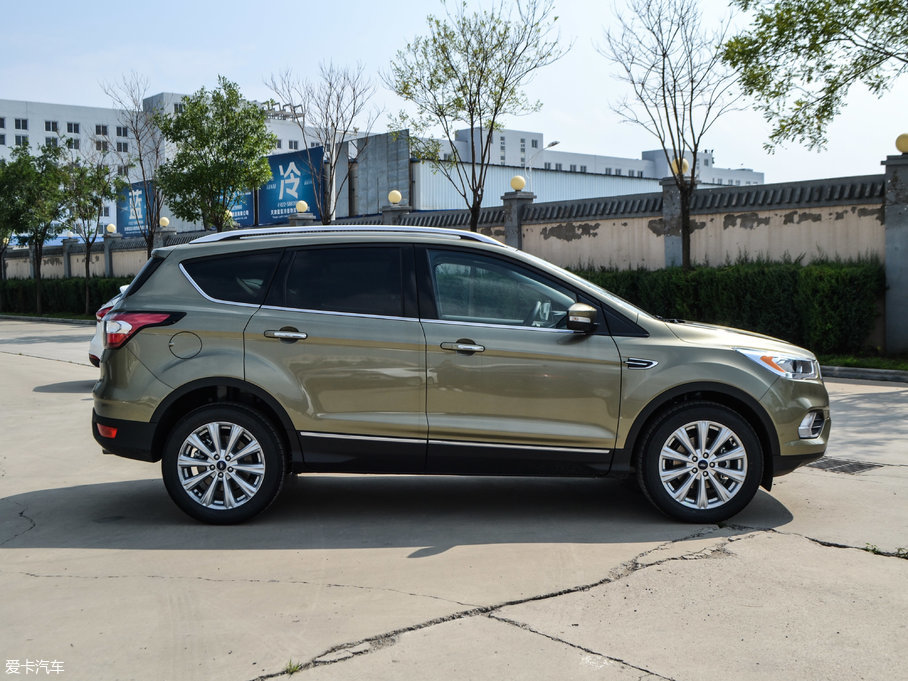 2017 EcoBoost 180 (q)