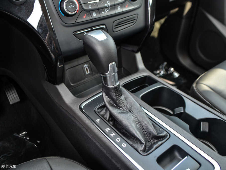 2017������ EcoBoost 180 ��������