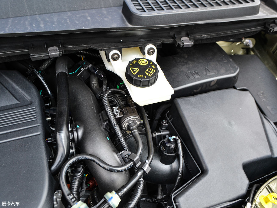 2017������ EcoBoost 180 ��������