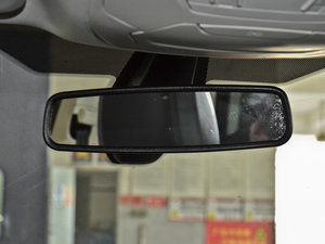 2017款EcoBoost 180 四驱豪翼型 车内后视镜