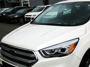 2017EcoBoost 180 򌾫 ^