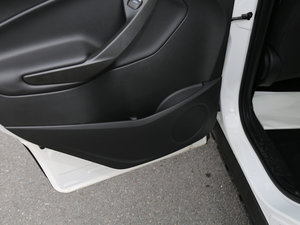 2017EcoBoost 180 򌾫 g