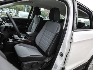 2017EcoBoost 180 򌾫 {